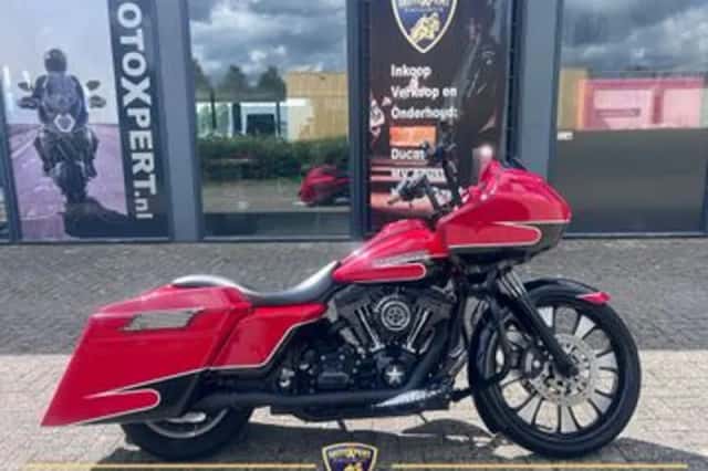 Harley-Davidson Road Glide (2008) thumbnail 1