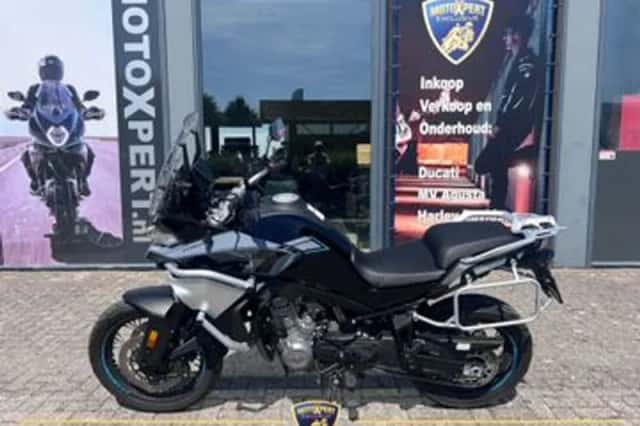 CFMoto 800 MT (2025) thumbnail 2