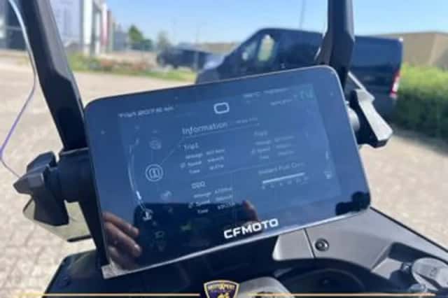 CFMoto 800 MT (2025) thumbnail 3