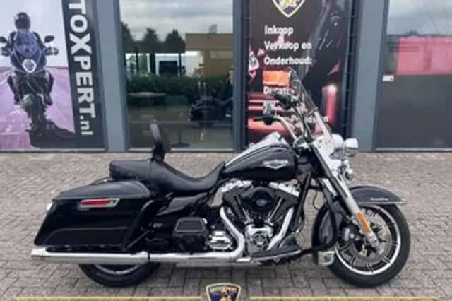 Harley-Davidson Road King (2016) thumbnail 1