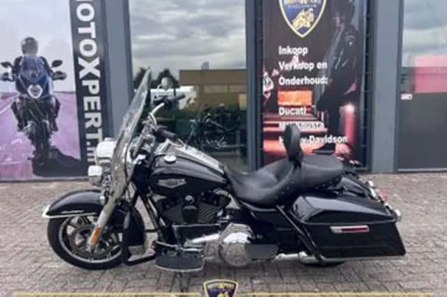 Harley-Davidson Road King (2016) thumbnail 2