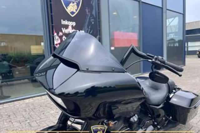 Harley-Davidson Road Glide (2021) thumbnail 6