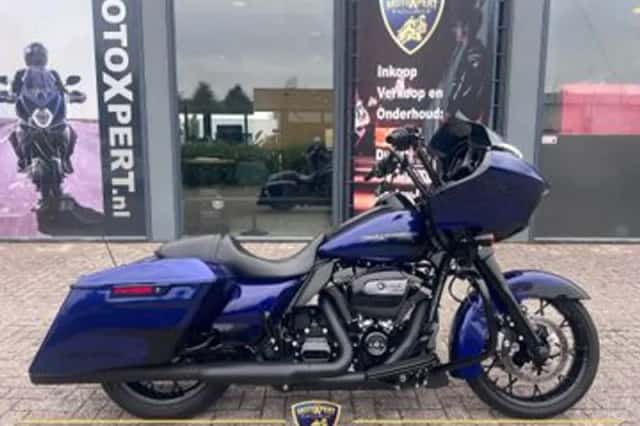 Harley-Davidson Road Glide (2020) thumbnail 1