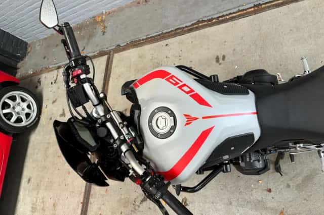 Yamaha Tour MT-09 ABS (2019) thumbnail 6