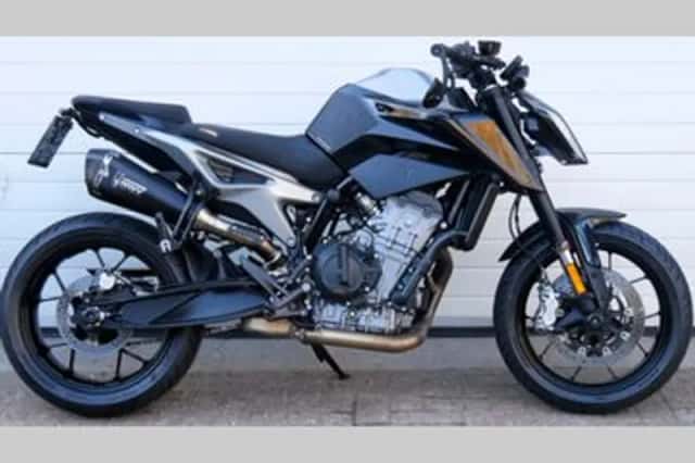 KTM 790 DUKE (2020) thumbnail 1