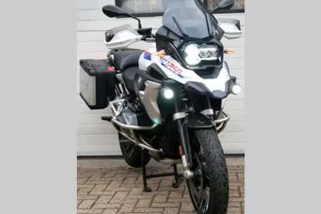 BMW R 1250 GS RALLY (2021) thumbnail 3