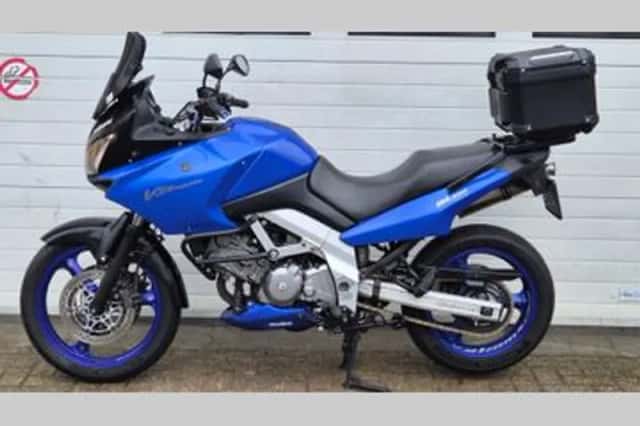 Suzuki V-STROM DL 650 (2004) thumbnail 1