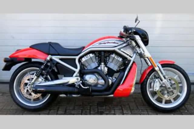 Harley-Davidson V-Rod (2006) thumbnail 1