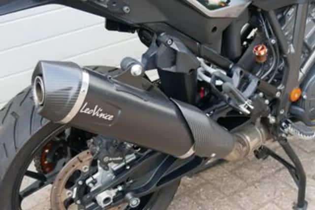 KTM 1290 Super Adventure (2020) thumbnail 5