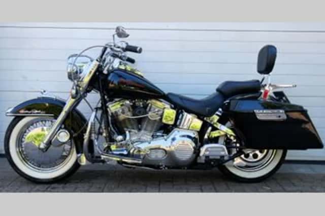 Harley-Davidson Heritage Softail Classic (1993) thumbnail 2