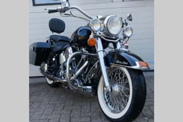 Harley-Davidson Heritage Softail Classic (1993) thumbnail 6