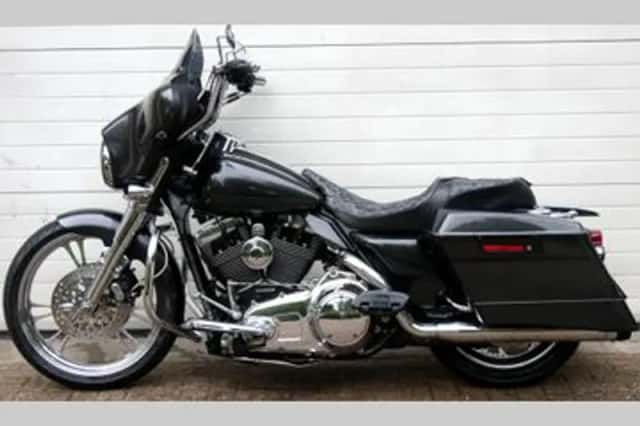 Harley-Davidson Street Glide (2007) thumbnail 1