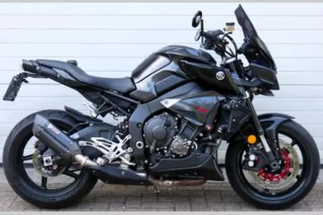 Yamaha MT-10 (2017) thumbnail 1