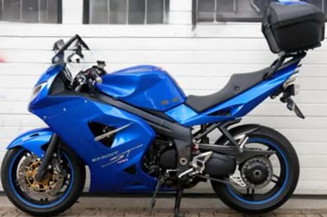 Triumph Sprint ST 1050 (2005) thumbnail 2
