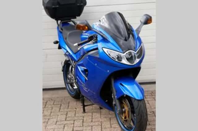 Triumph Sprint ST 1050 (2005) thumbnail 3
