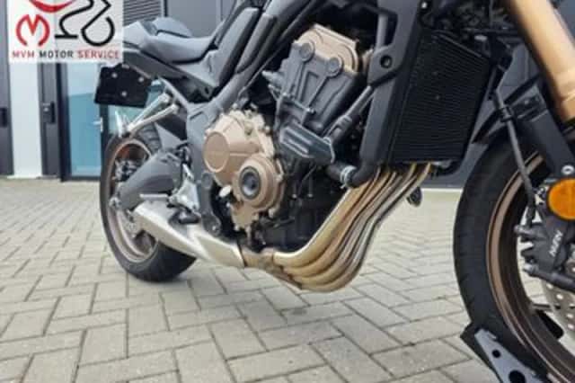 Honda CB650R (2019) thumbnail 4