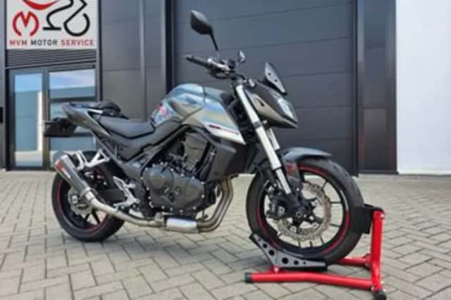 Honda CB 750 Hornet (2023) thumbnail 2