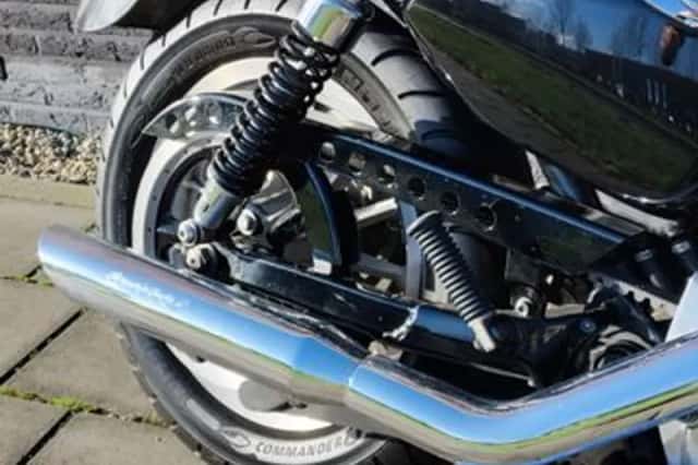 HARLEY-DAVIDSON SPORTSTER XL 883 R (2007) thumbnail 6