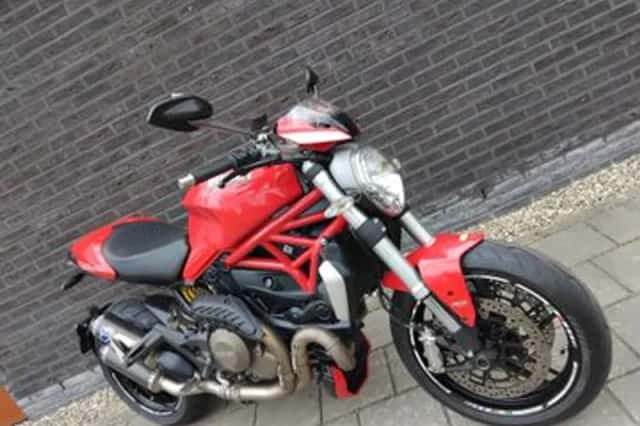 DUCATI MONSTER 1200 (2014) thumbnail 1