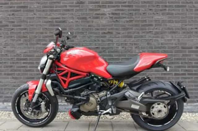 DUCATI MONSTER 1200 (2014) thumbnail 2