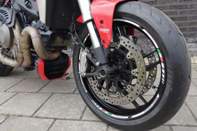 DUCATI MONSTER 1200 (2014) thumbnail 5
