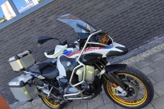 BMW R 1250 GS Adventure (2021) thumbnail 1