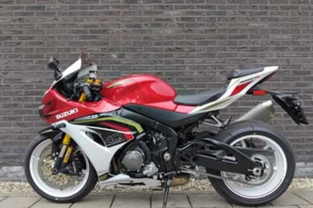 Suzuki GSX R 1000R (2026) thumbnail 2