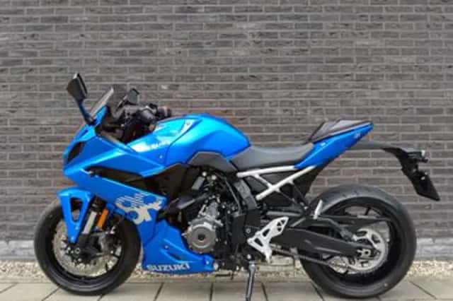 Suzuki GSX-8R (2026) thumbnail 2