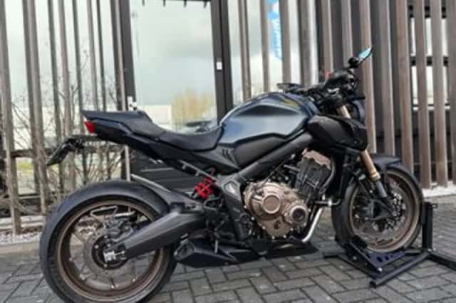 Honda CB650R (2023) thumbnail 4