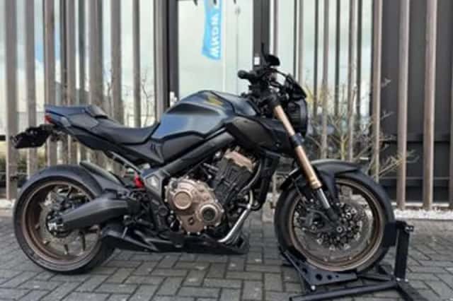 Honda CB650R (2023) thumbnail 5