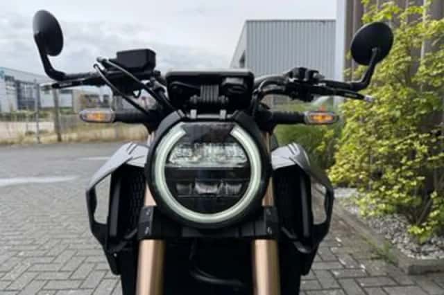 Honda CB650R (2022) thumbnail 3