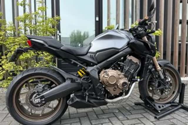 Honda CB650R (2022) thumbnail 4