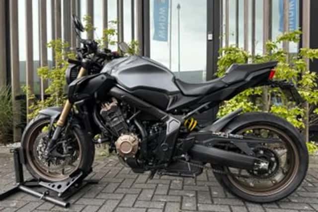 Honda CB650R (2022) thumbnail 6