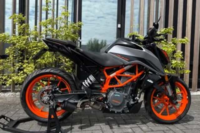 KTM 390 Duke (2025) thumbnail 4