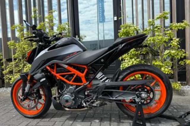 KTM 390 Duke (2025) thumbnail 5