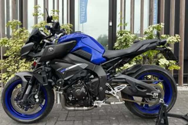 Yamaha MT-10 (2017) thumbnail 2