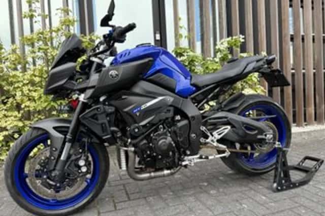 Yamaha MT-10 (2017) thumbnail 4
