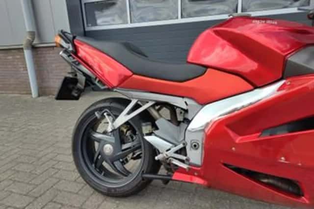 APRILIA RST Mille Futura (2003) thumbnail 6