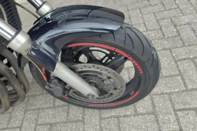 Honda CB 600 F Hornet (2001) thumbnail 4