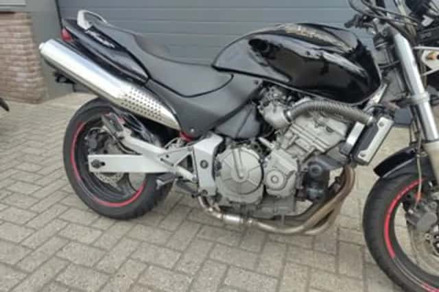 Honda CB 600 F Hornet (2001) thumbnail 5