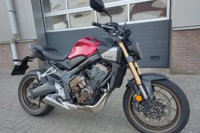 Honda CB650R AC ECT (2024) thumbnail 1
