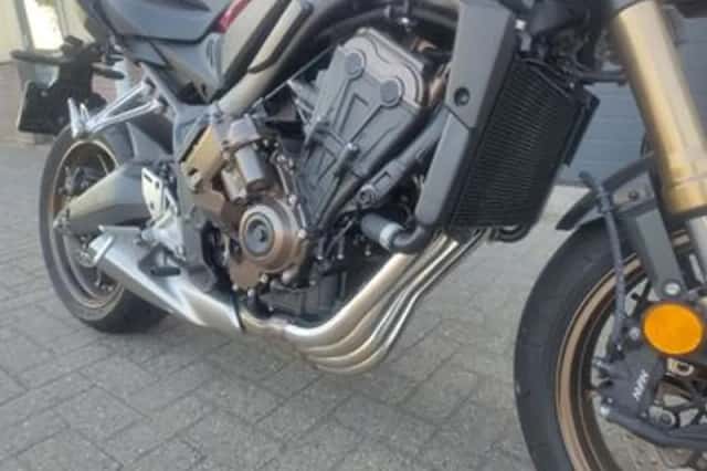 Honda CB650R AC ECT (2024) thumbnail 3