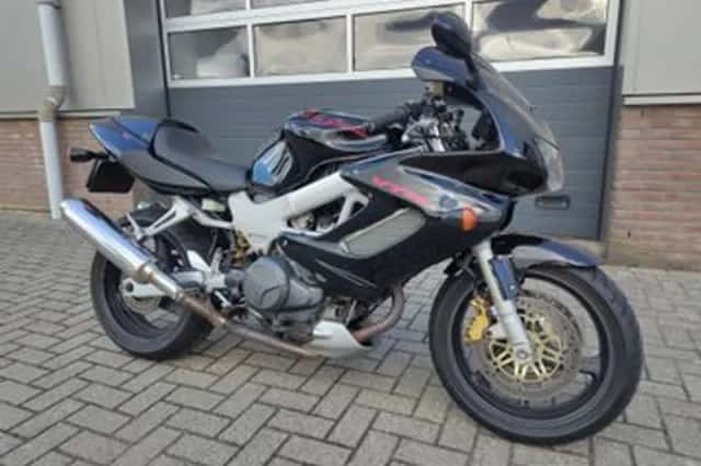 Honda VTR1000F FIRESTORM (1997) thumbnail 1