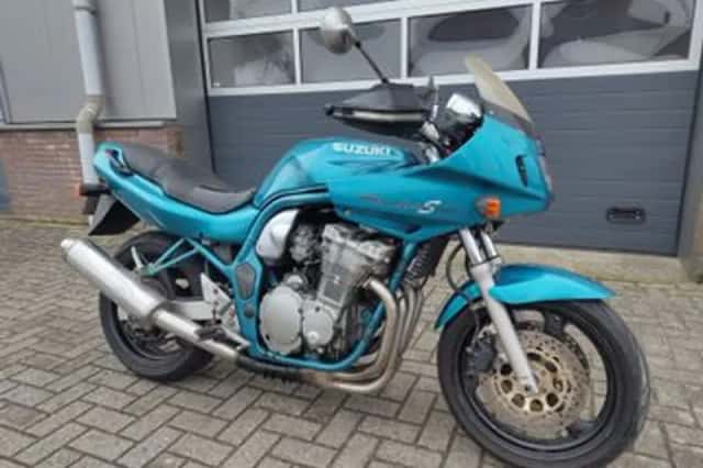Suzuki GSF600S BANDIT (1997) thumbnail 1
