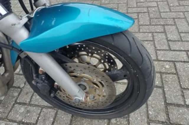Suzuki GSF600S BANDIT (1997) thumbnail 3
