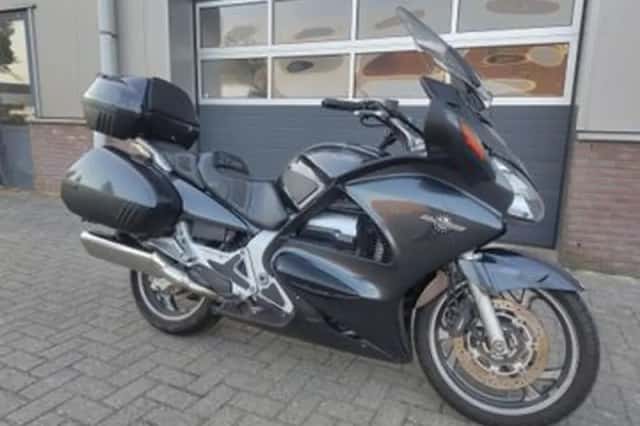 Honda ST1300 PAN EUROPEAN (2006) thumbnail 1