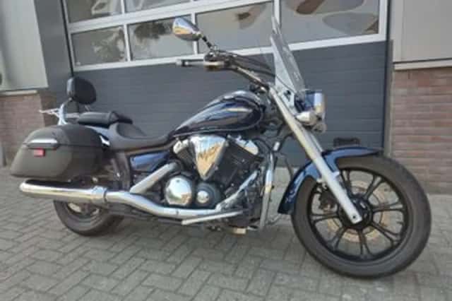Yamaha XVS 950A Midnight Star (2011) thumbnail 1
