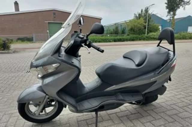 Suzuki UH 200 (2009) thumbnail 2
