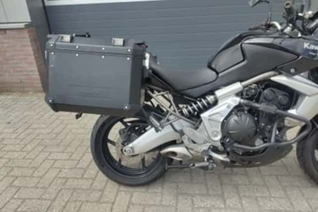 Kawasaki KLE 650 Versys (2010) thumbnail 3