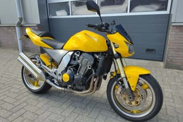 Kawasaki Z1000 (2003) thumbnail 1